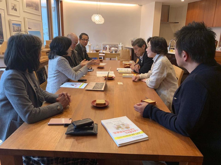 53092879_2055147261265896_136454589