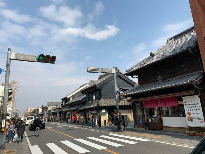 52942904_2053759104738045_365963004