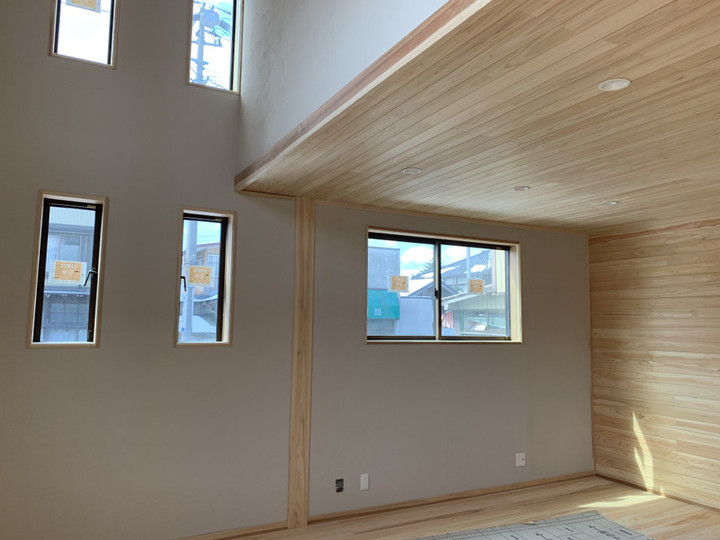 9bbd6c858ab8439897ddb04ce77ced39