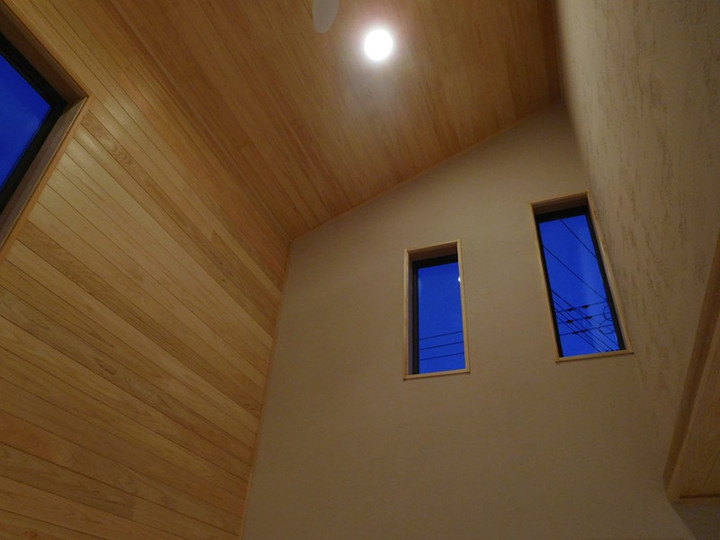 61764473_2204974442949843_257556154