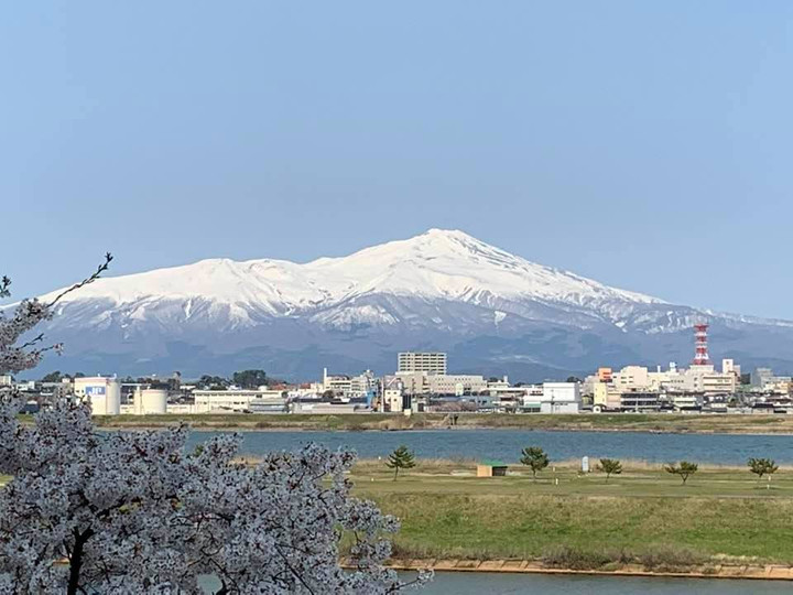 93353880_2841549599292321_848590697