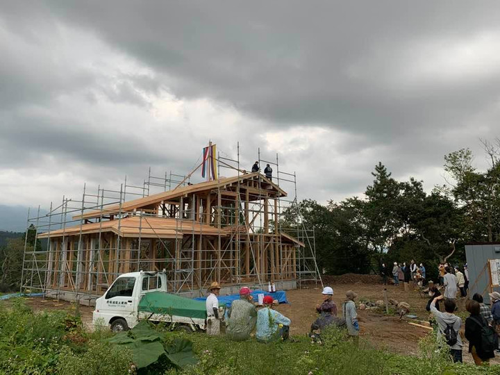 120447013_3310596235720986_10095254