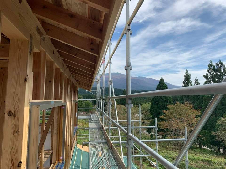 121460277_3350118711768738_33588815