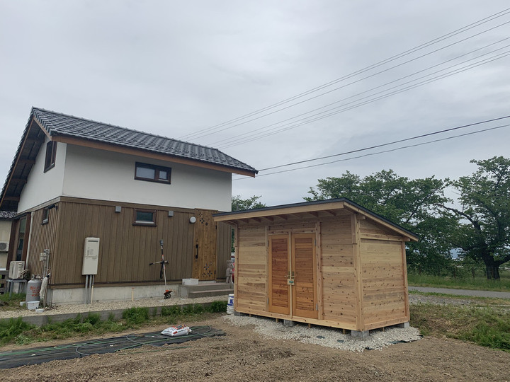 9d445ab8483449f188f70c1fb3203956